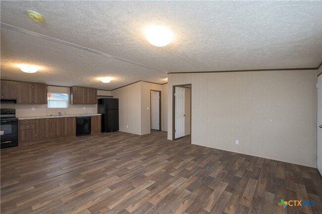 Building Photo - 910 Ashwood Dr