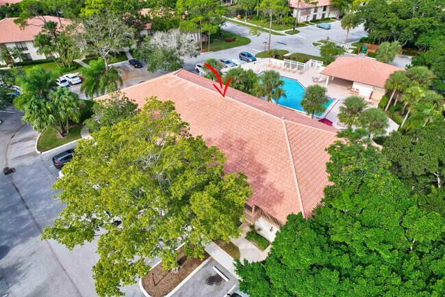 Building Photo - 409 Brackenwood Ln S