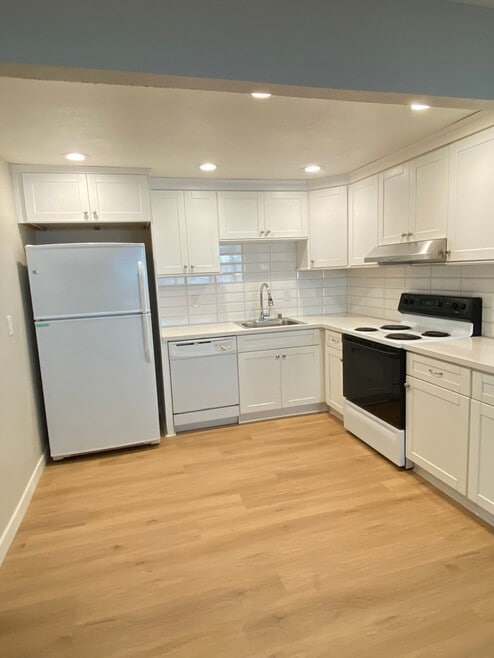 Building Photo - 6418 Mauana Way