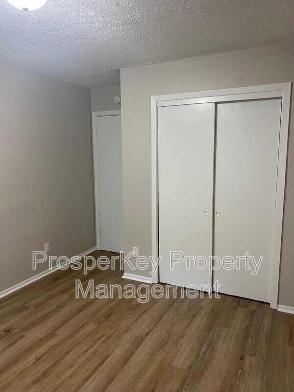 Building Photo - 2428 Palmetto St