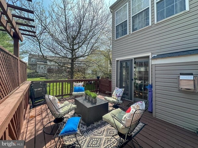 Building Photo - 14358 Haysickle Ct