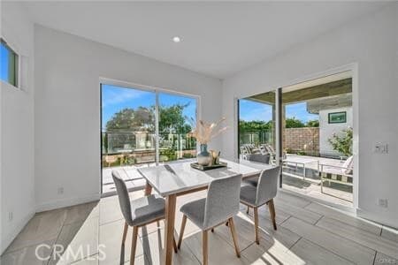 Building Photo - 26296 Paseo Sillin