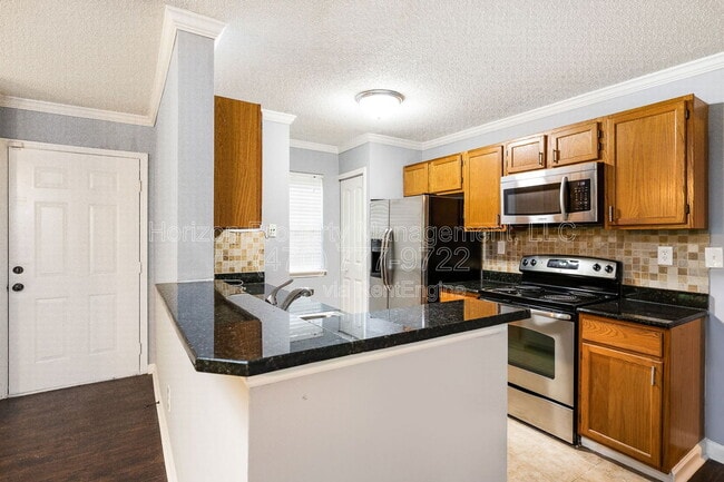 Building Photo - 214 St Andrews Ct