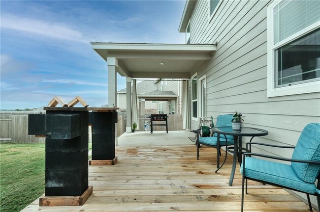 Building Photo - 209 Asher Blue Dr