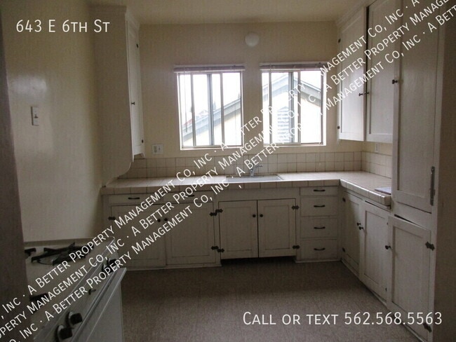 Building Photo - 643 E 6th St