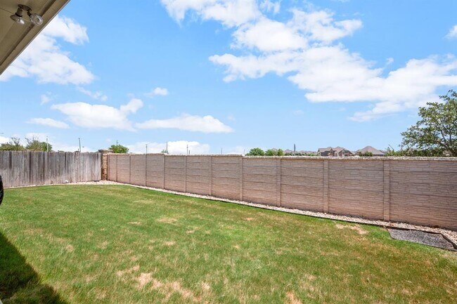 Building Photo - 20809 Grandala Ct
