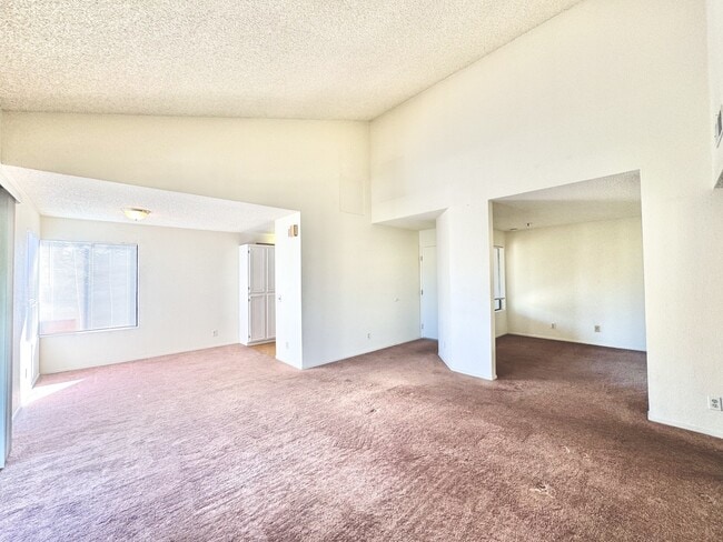 Building Photo - 3371 Baywood Terrace