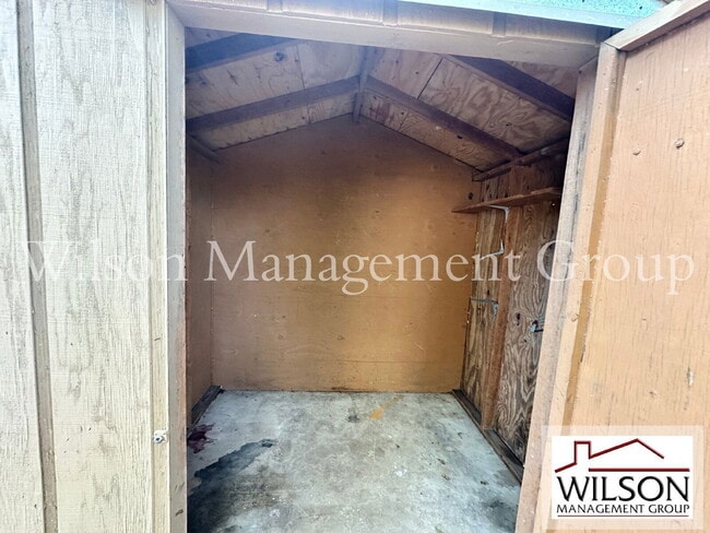 Building Photo - 1912 Wizard Ct