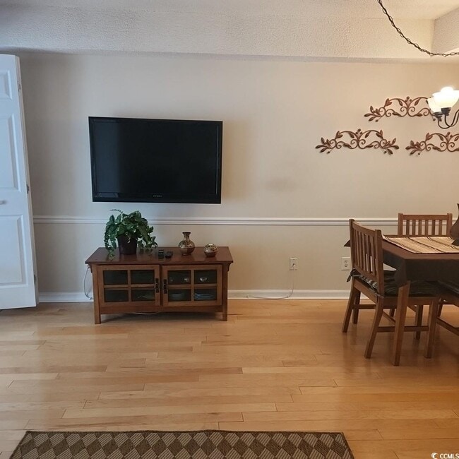 Building Photo - 1300 Deer Creek Rd