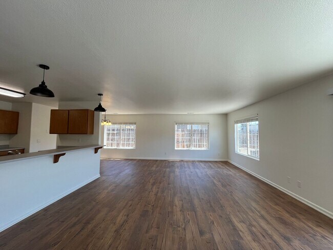 Building Photo - 1665 Aldo Way