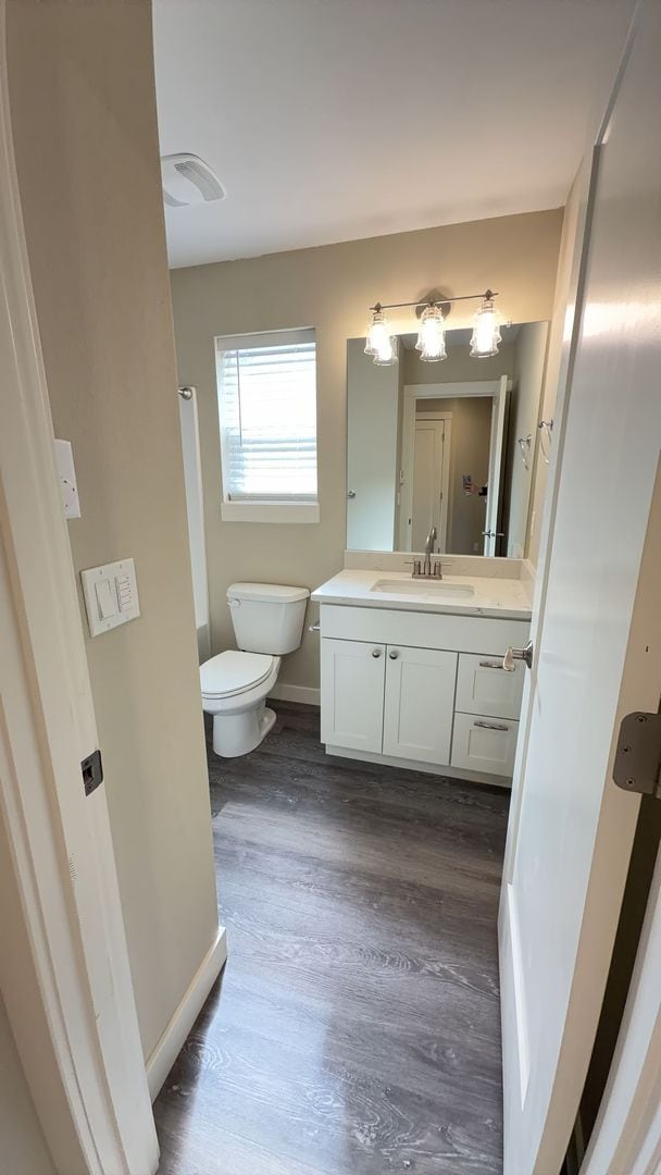 Building Photo - Chernishoff Seven Oak Luxury Duplex