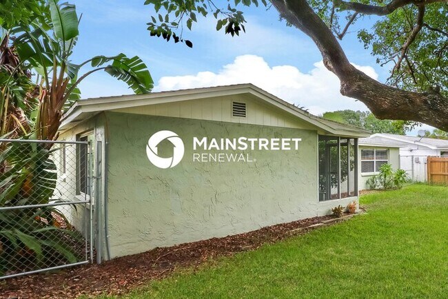 Building Photo - 3 Bedroom Pet-Friendly Home in Port Richey...