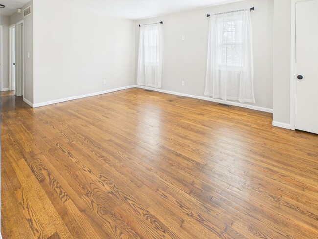 Building Photo - 500 Hancock Ave