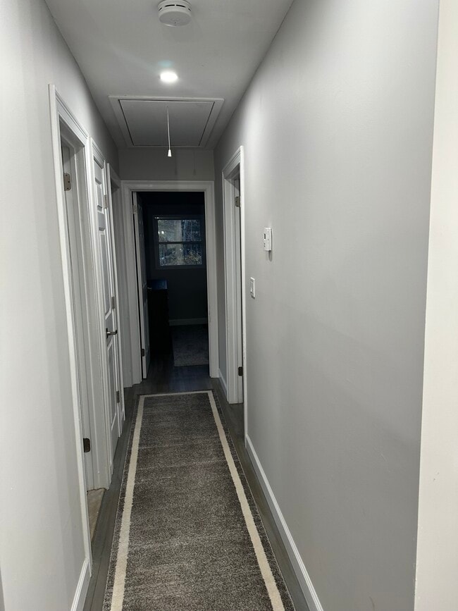 Building Photo - 236 Long Island Ave