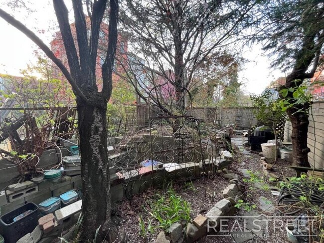 Building Photo - 1 bedroom in Brooklyn NY 11238