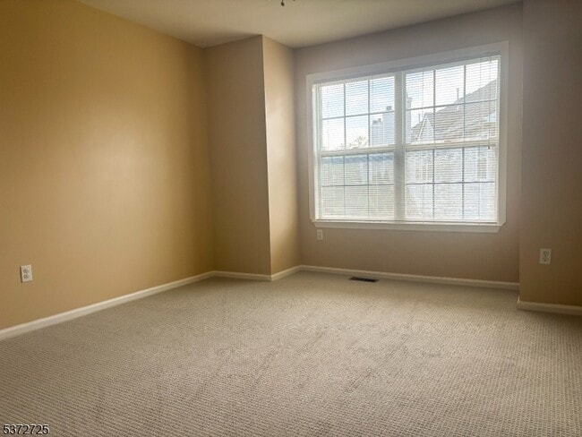 Building Photo - 46 Gordon Cir