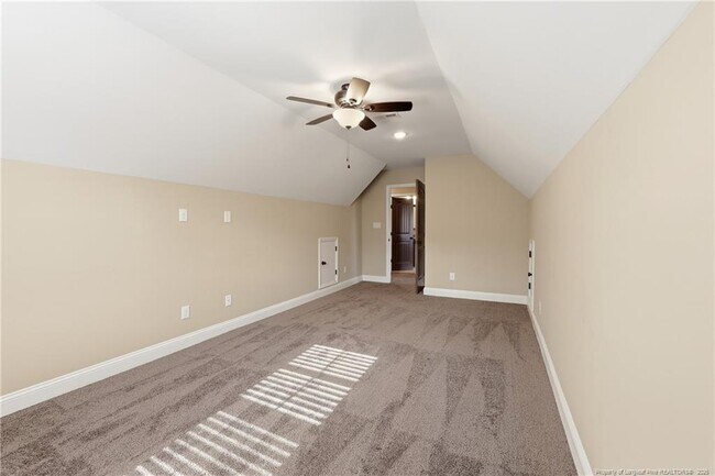 Building Photo - 206 Leland Ln