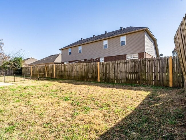 Building Photo - 3007 SW Amberwood Ave