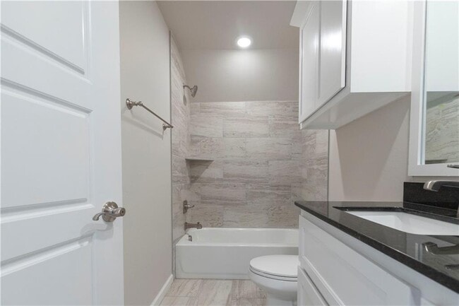 Building Photo - 16300 Marsha Dr