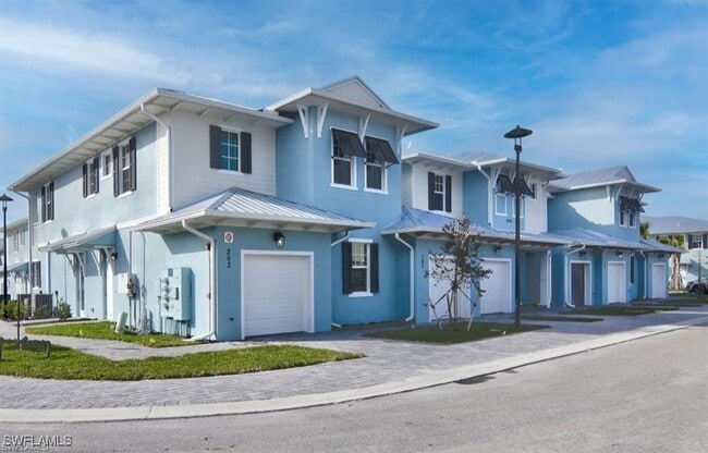 Primary Photo - 26381 Coco Cay Cir