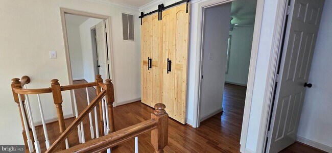 Building Photo - 1 Brattle Ct