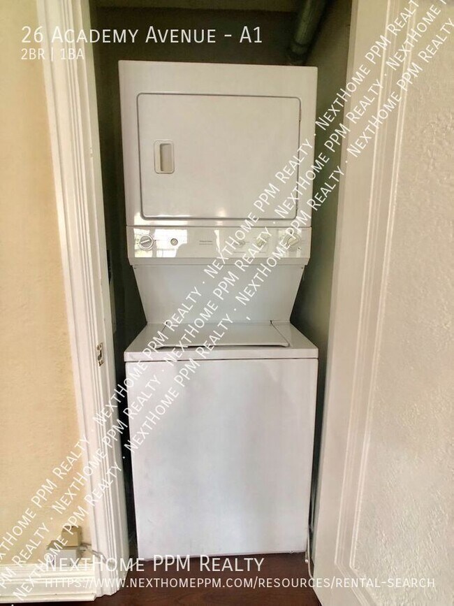 Building Photo - 26 Academy Ave