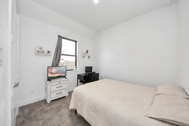 Building Photo - 4111 Crossfind Ct