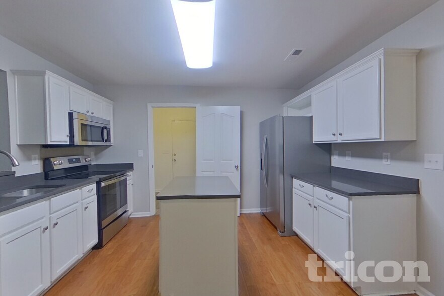 Building Photo - 5317 Stowe Derby Dr