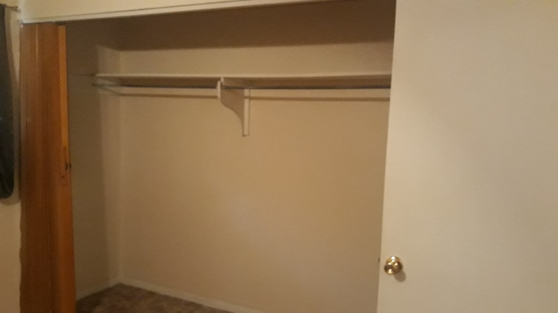 Building Photo - 2611 6th Ave