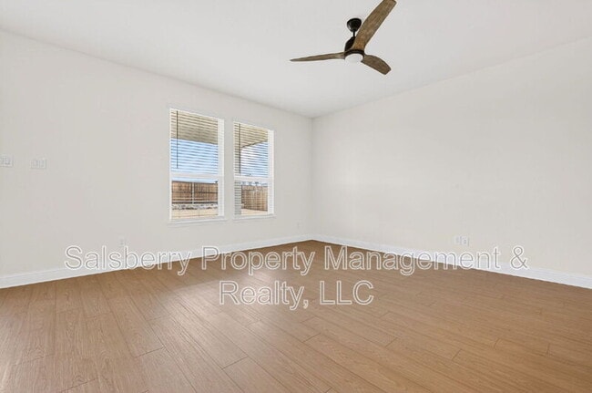 Building Photo - 125 Gallegos Dr