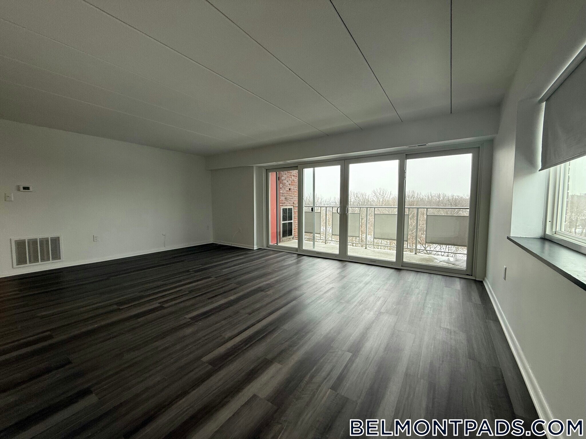 Building Photo - 53 Hill Rd