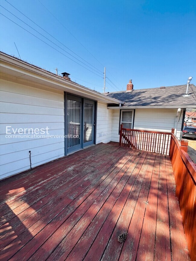 Building Photo - 9224 Kathlyn Dr