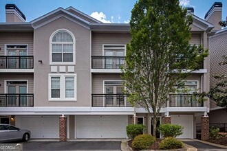 Building Photo - 4248 River Green Dr NW