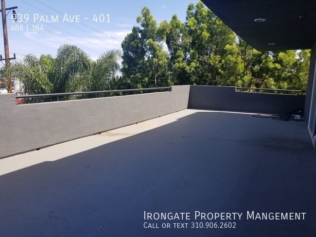 Building Photo - La Elle Apartments