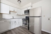 Building Photo - 2916 Pleasant Ave