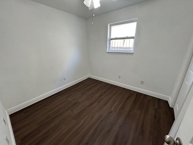 Building Photo - 3231 Bradbury St