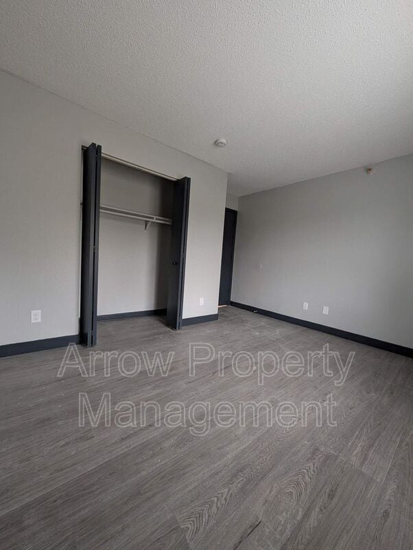 Building Photo - 1216 S 2nd St