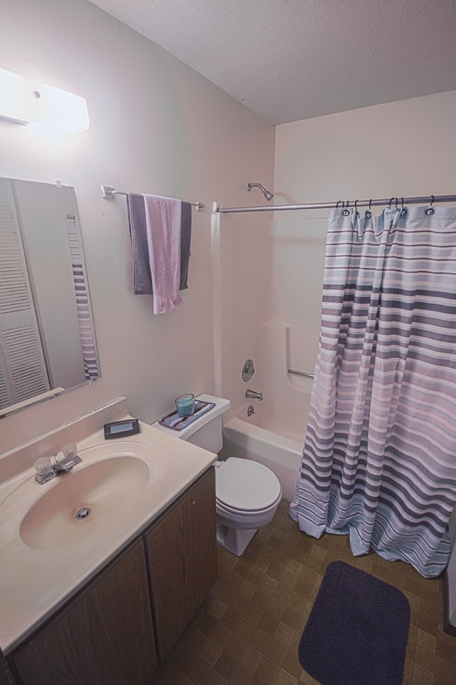 Floorplan - 107 E Springfield Ave