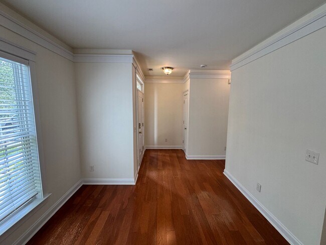 Building Photo - 13743 Carleen Way Dr