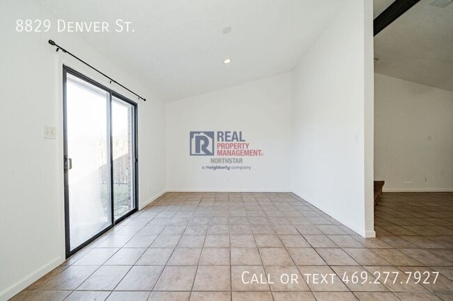 Building Photo - 8829 Denver St