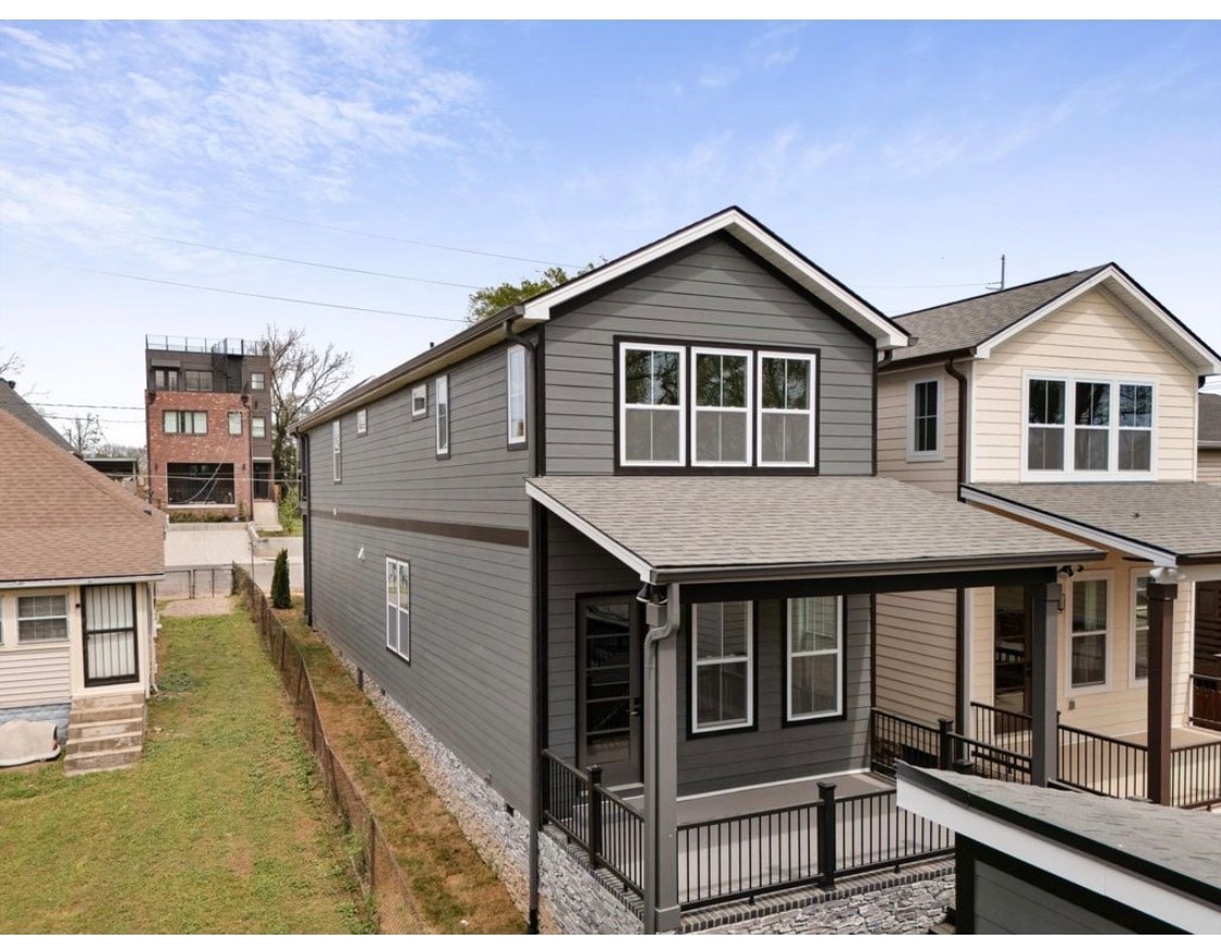 Building Photo - 151 Fain St