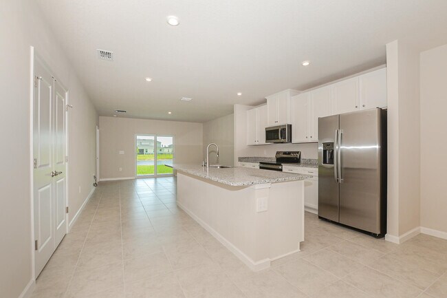 Building Photo - 9611 SW Libertas Wy