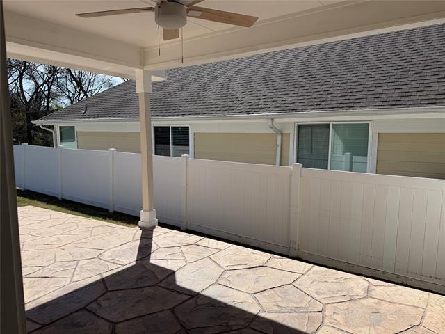 Building Photo - 523 Hilltop Dr