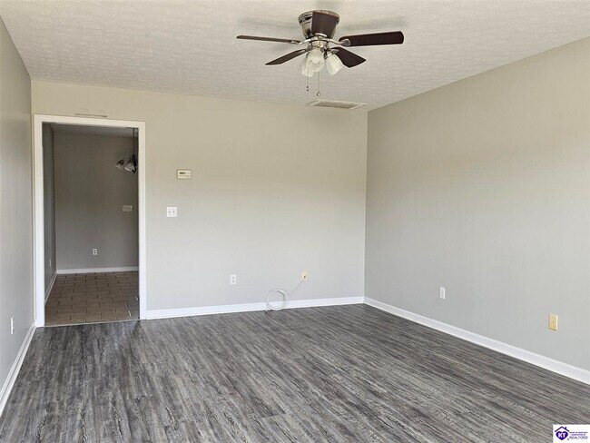 Building Photo - 145 Croghan Way
