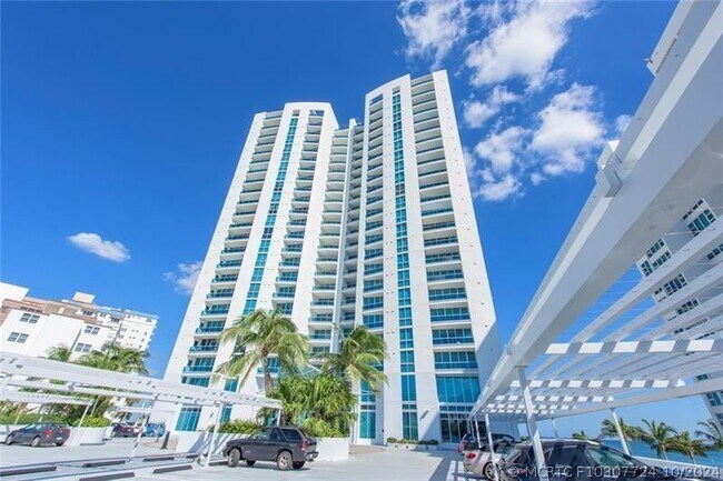 Building Photo - 1600 S Ocean Blvd