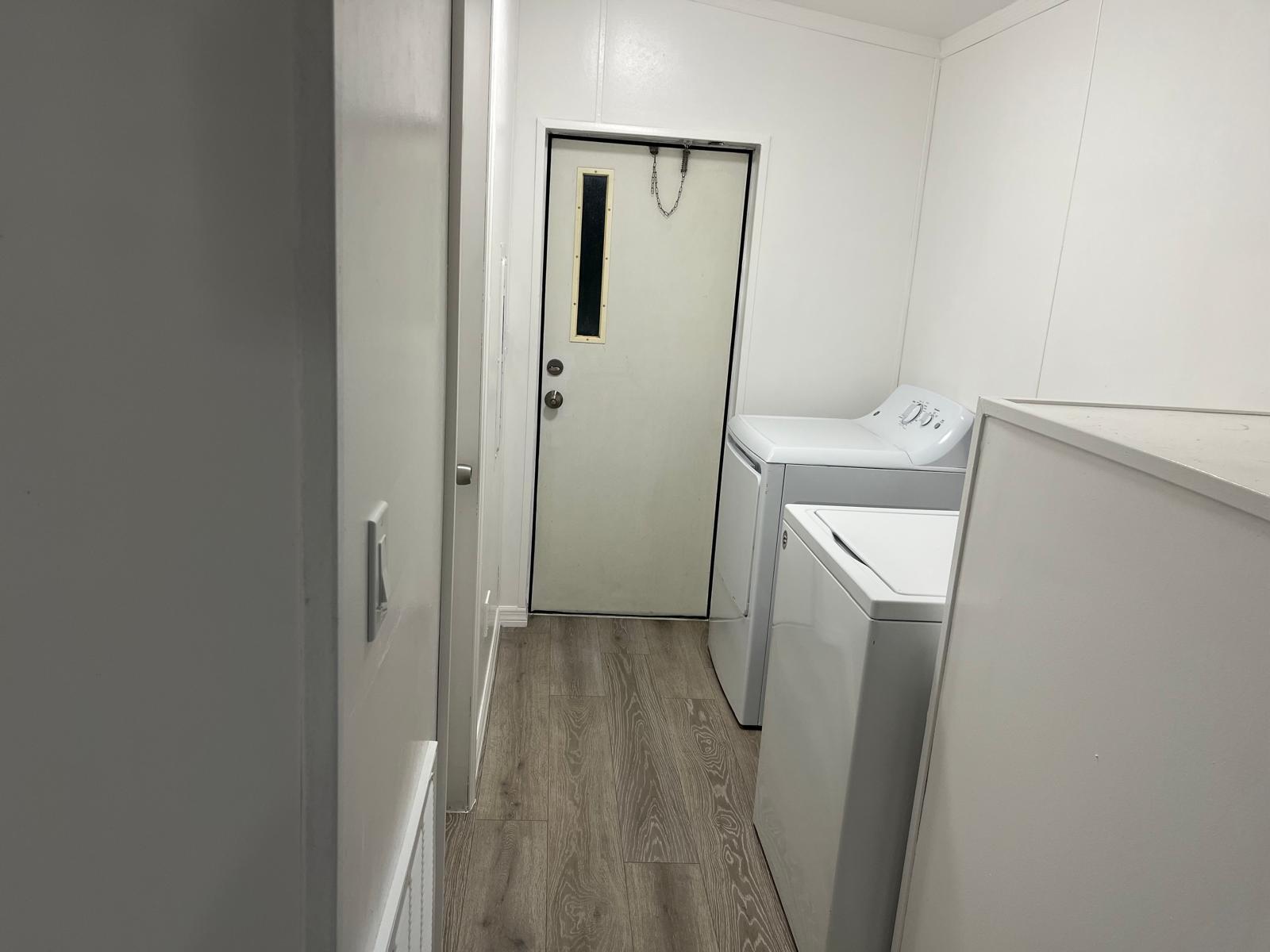 Building Photo - 4620 Hunting Lodge Dr