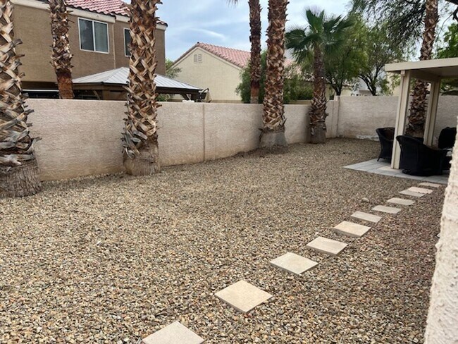 Building Photo - A Fabulous 4 Bedroom House in Peccole Ranch