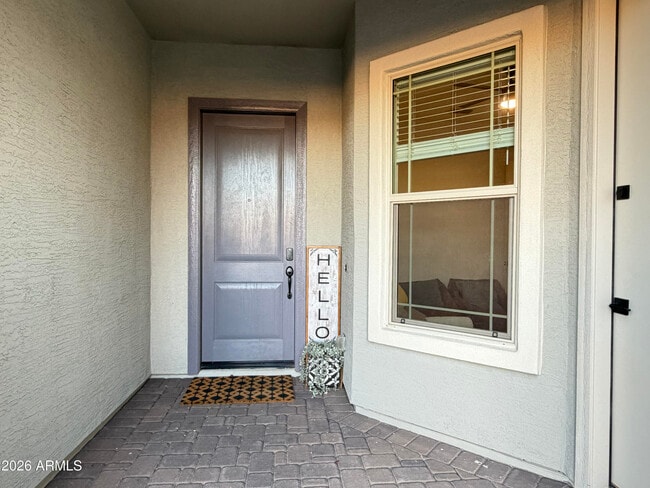 Building Photo - 10849 E Thunderbolt Ave