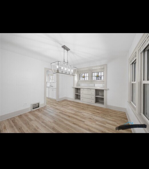 Dining room - 476 Shasta Dr