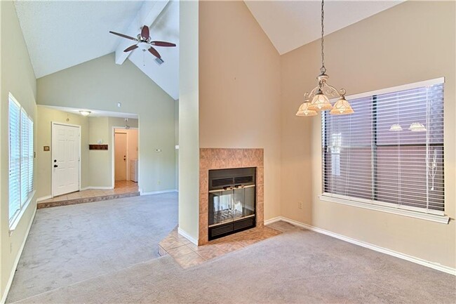 Building Photo - 6708 Windrift Way